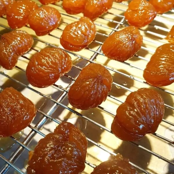 Nous Déclarons la Saison des Marrons Glacés Ouverte !!!