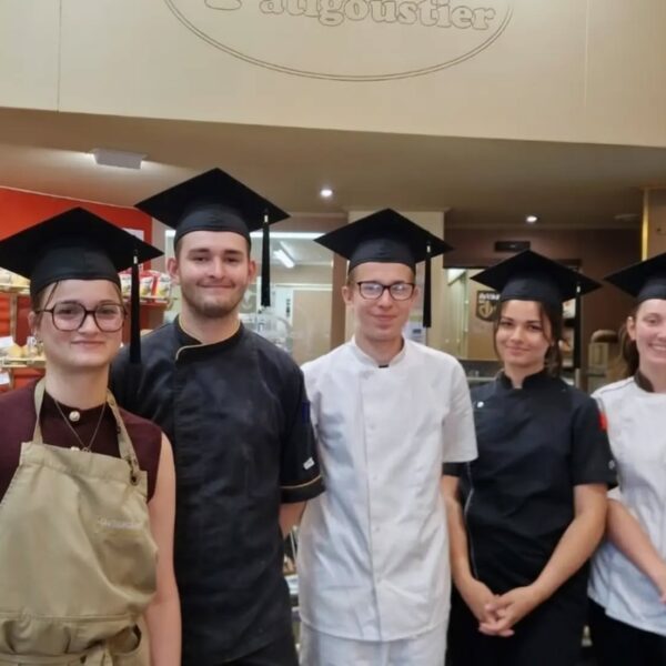 FÉLICITATIONS à tous nos apprentis pour l&rsquo;obtention de leur diplôme !